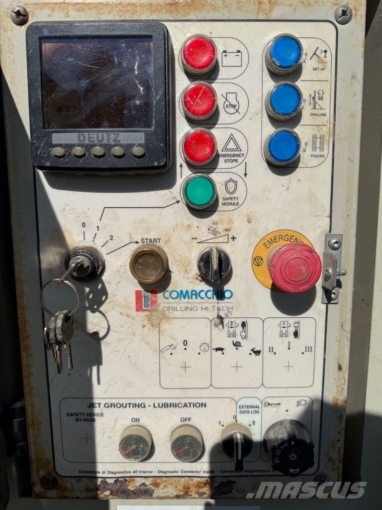Comacchio MC 900 P1 Kuyu sondaj makinalari