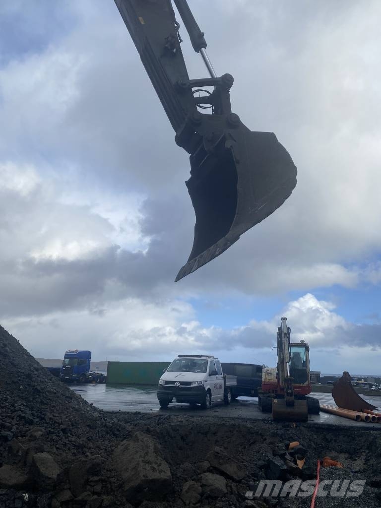 Volvo EC 240 L Beltegraver