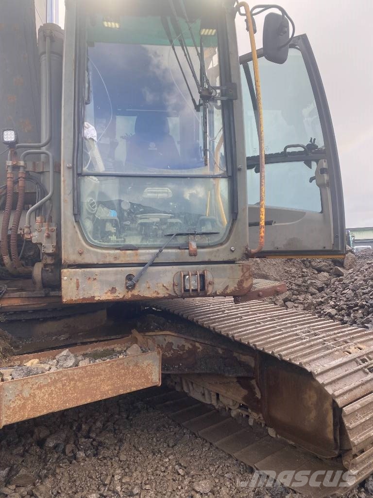 Volvo EC 240 L Beltegraver