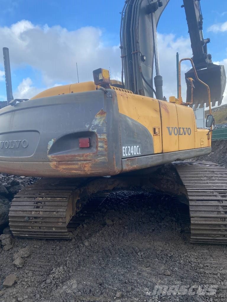 Volvo EC 240 L Beltegraver
