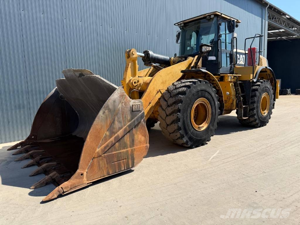 CAT 972M Pyöräkuormaajat