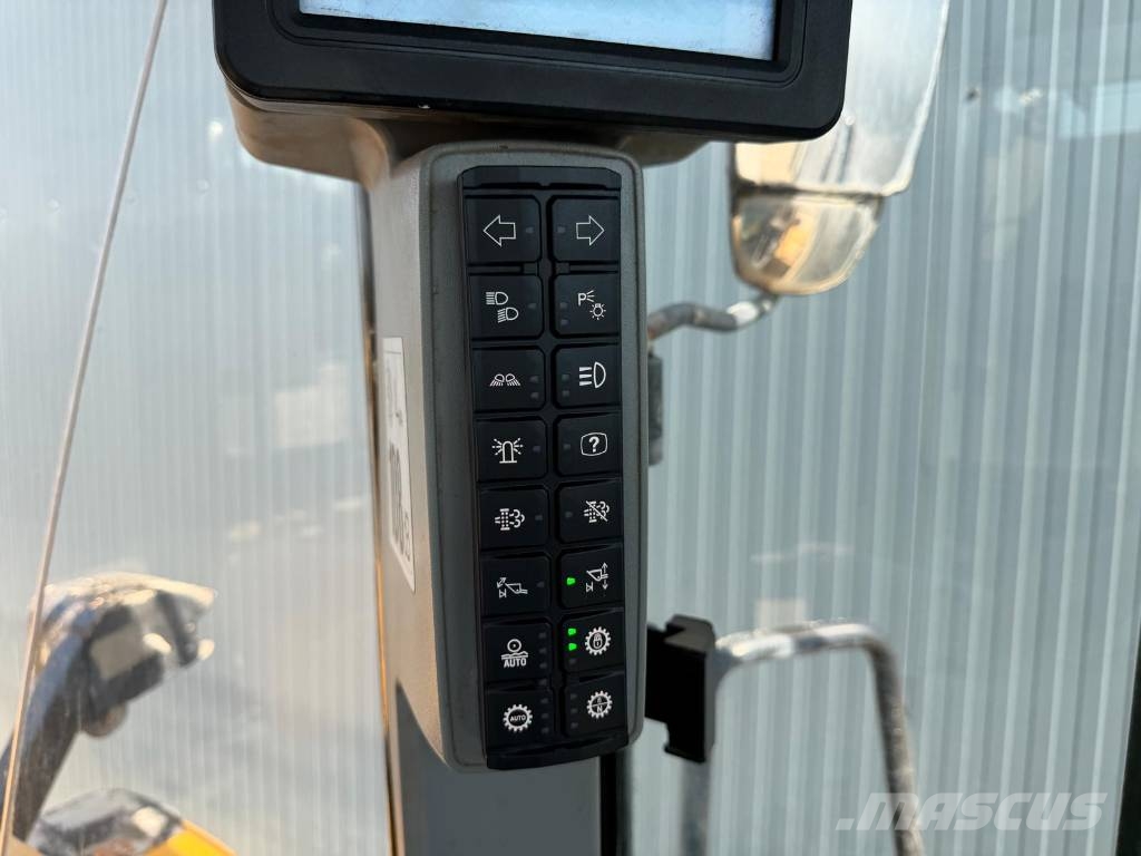CAT 972M Pyöräkuormaajat
