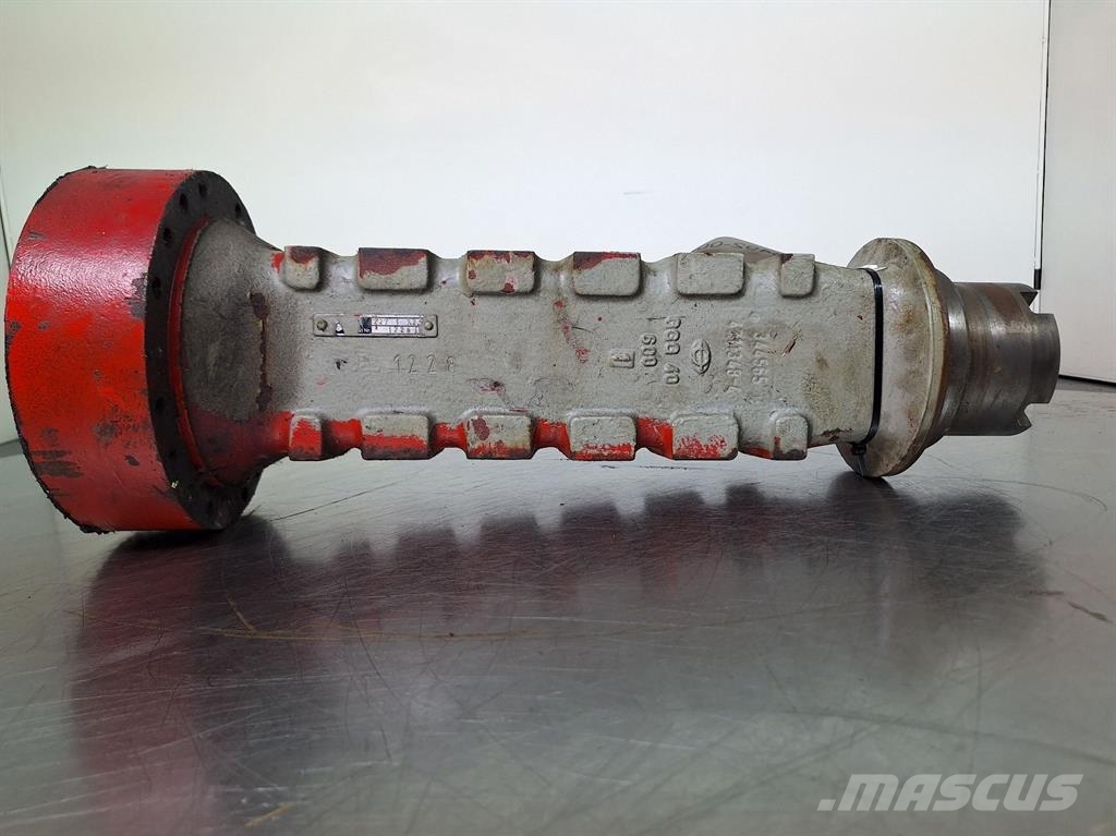 O&K 2271725/4550257-Axle housing/Achskörper/Astrechter محور العجلة