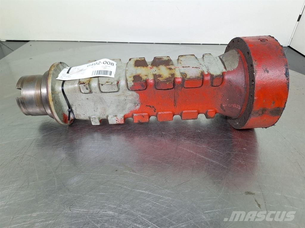 O&K 2271725/4550257-Axle housing/Achskörper/Astrechter محور العجلة