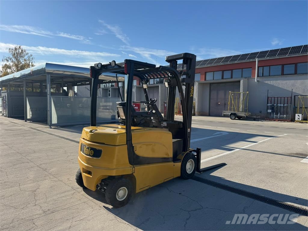 Yale ERP25 Stivuitor electric