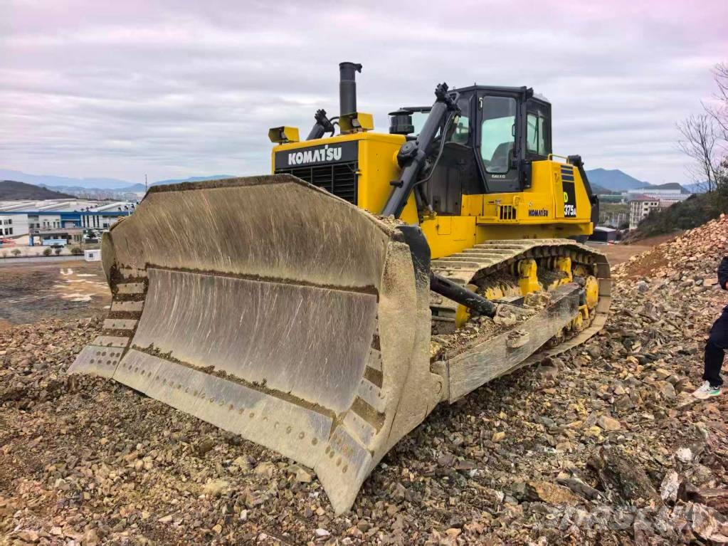 Komatsu D357A Dozers - Tratores rastos