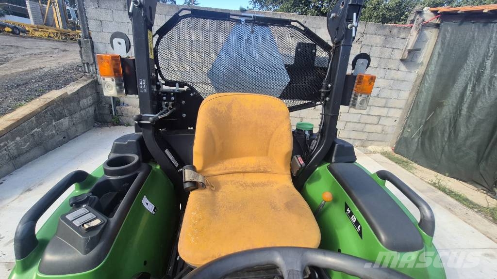 John Deere 3038 E Tratores Agrícolas usados