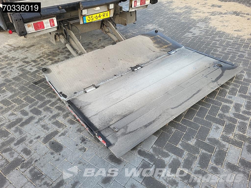Krone SD Tailgate 250x270cm PalletboxLBW Semirimorchi a temperatura controllata