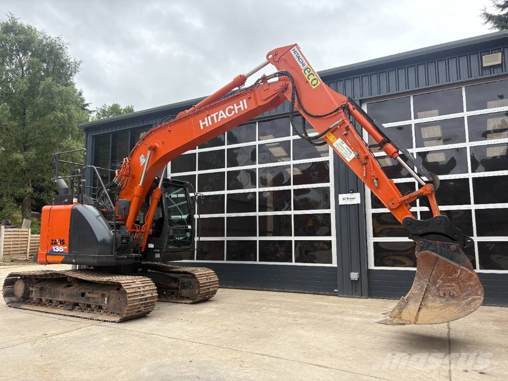 Hitachi ZX 135 US-6 Bageri gusjeničari