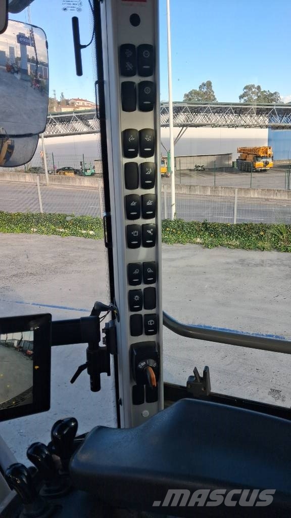 Volvo L 120 H Gumikerekes homlokrakodók