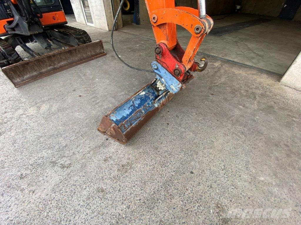 Hitachi ZX 55U-5A CLR Kurzheck KLIMA Minibagger Mini excavatoare < 7t