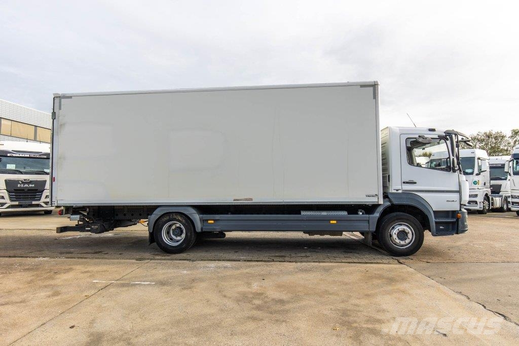 Mercedes-Benz ATEGO 1530 L+CARGOLIFT Furgons