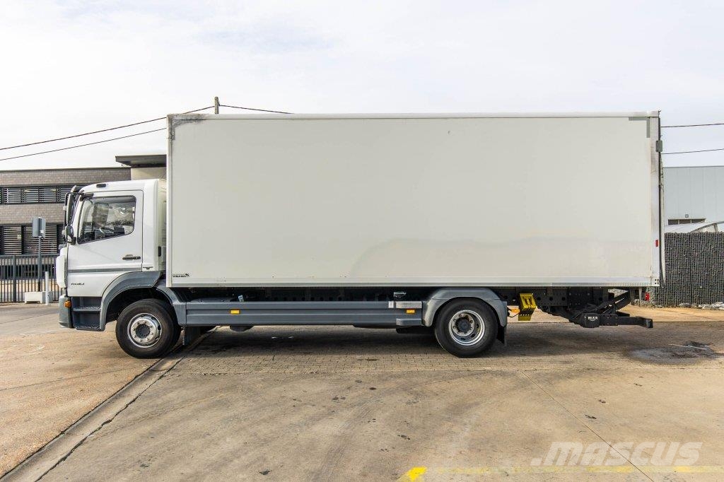 Mercedes-Benz ATEGO 1530 L+CARGOLIFT Furgons