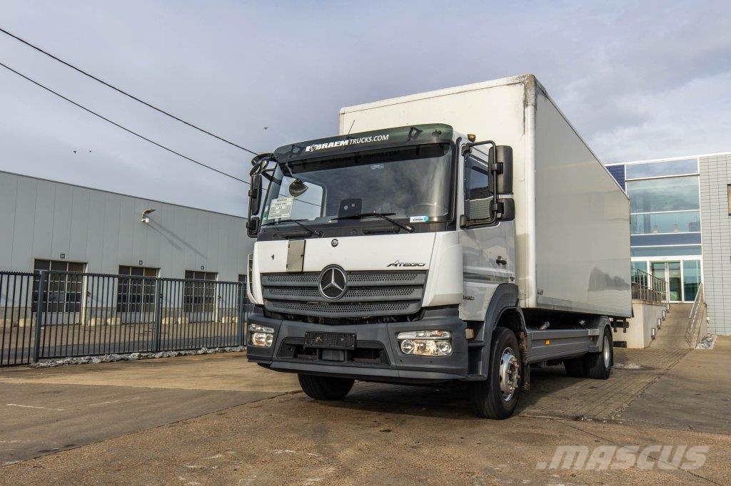 Mercedes-Benz ATEGO 1530 L+CARGOLIFT Furgons