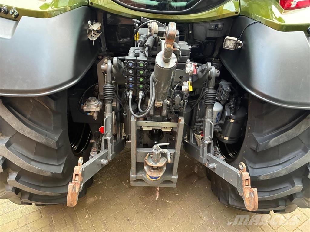 Valtra N175 Tractoare