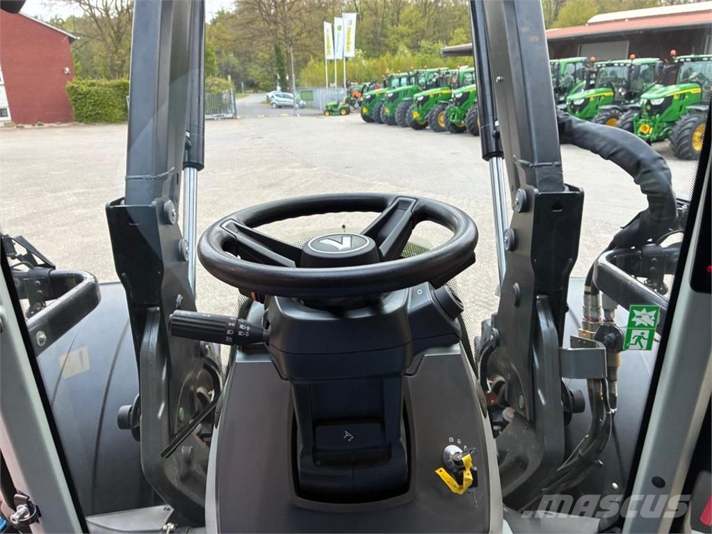 Valtra N175 Tractoare
