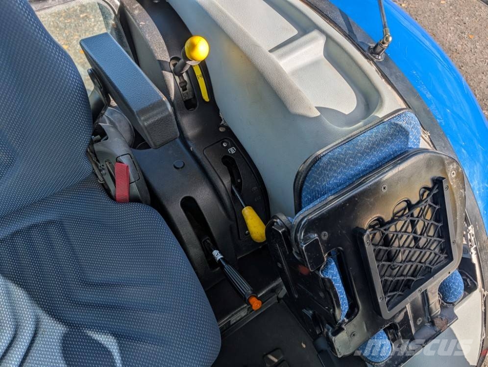 New Holland T4.75S Traktorer