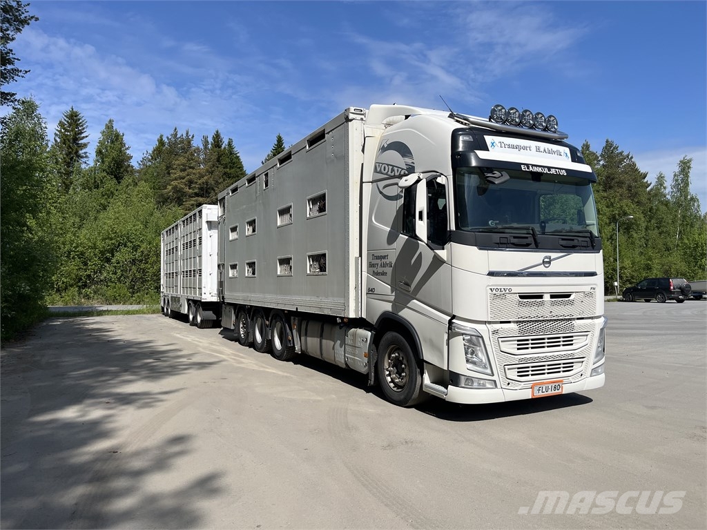 Volvo 540 Eläinkuljetusautot