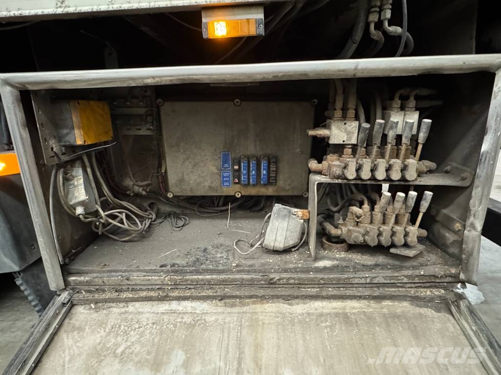 Volvo 540 Eläinkuljetusautot