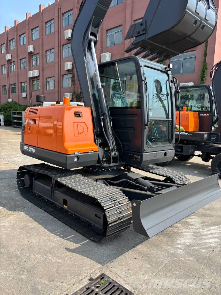 Develon DX80D Mini pelle < 7t