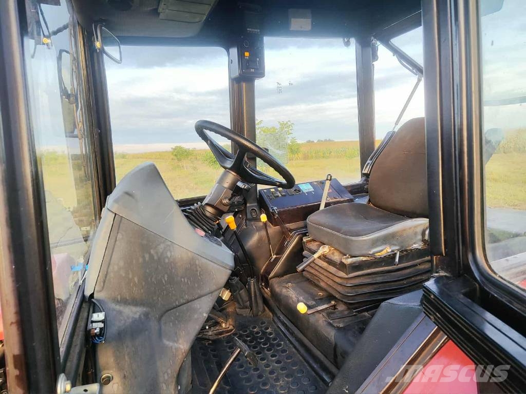 MTZ Belarus 1025.5 الجرارات