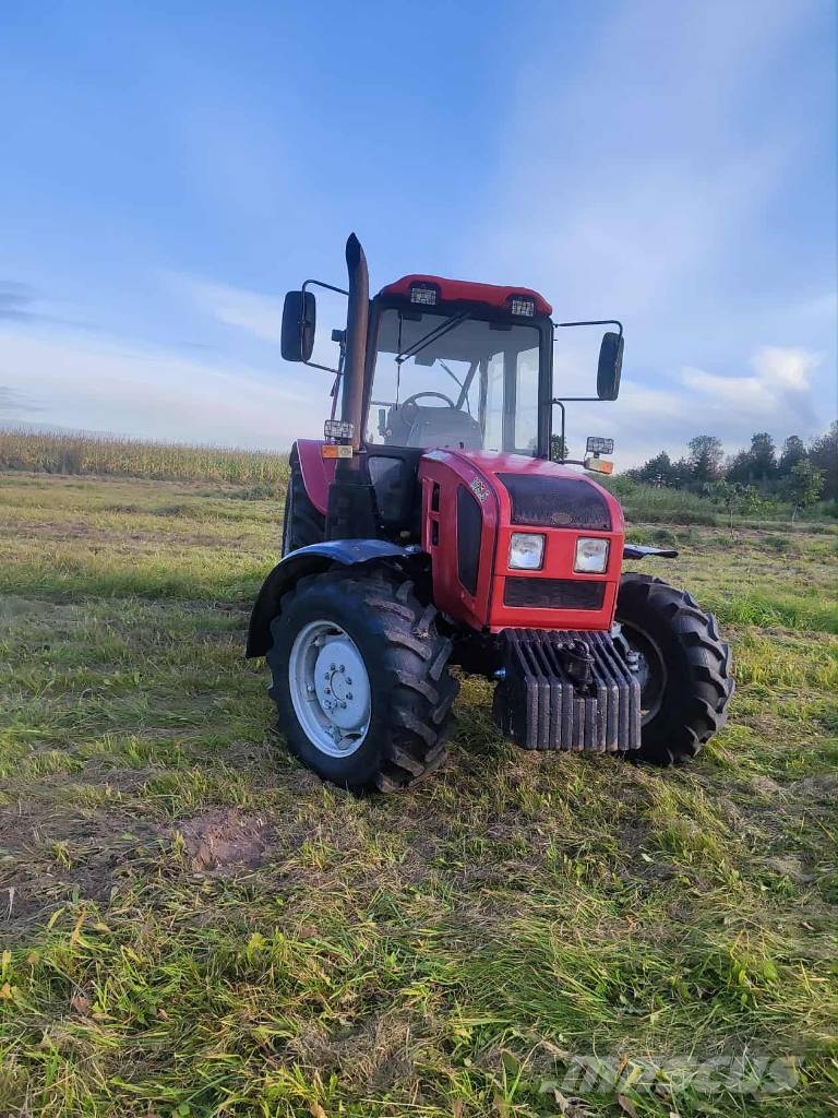 MTZ Belarus 1025.5 الجرارات