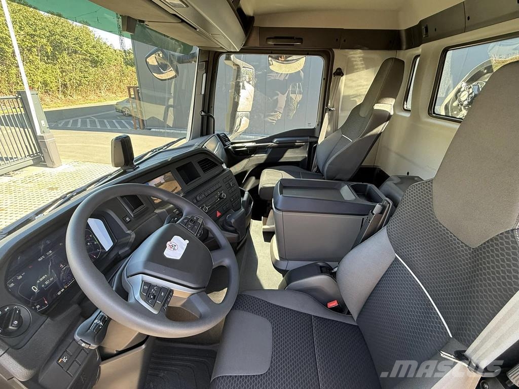 MAN TGS 28.440 TGS 28.440 6x4-4 3-Seiten-Kipper Hiab 3 Tipper trucks