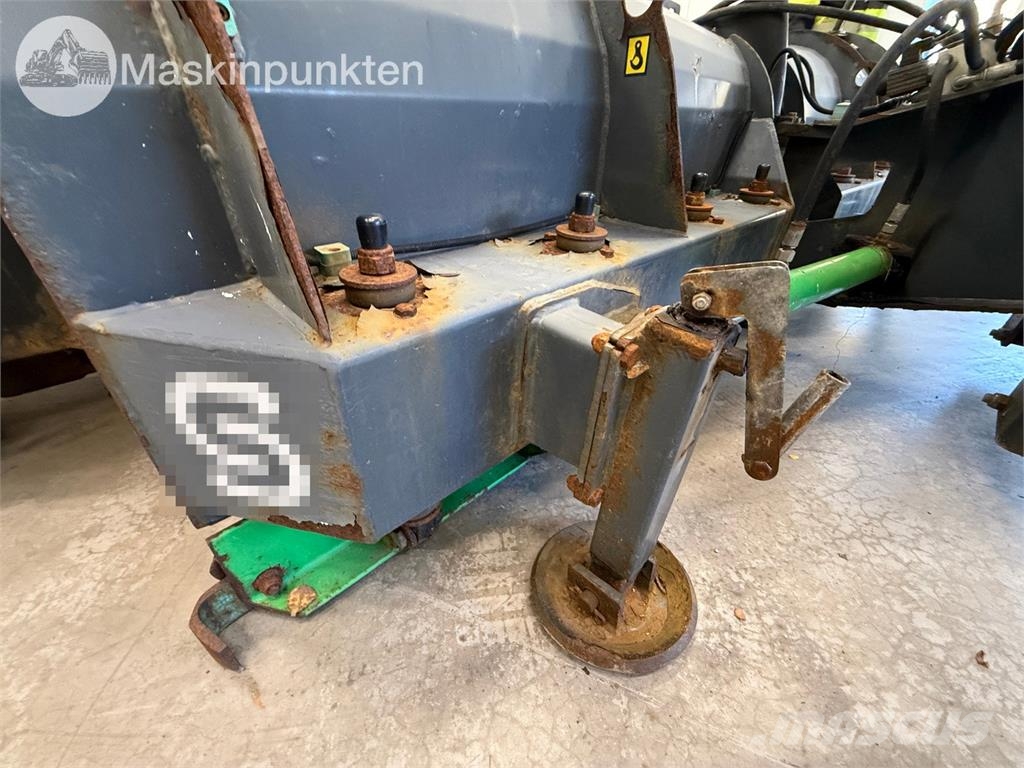Sami V-Plow VM2800 3P Schneeschilde und -pflüge