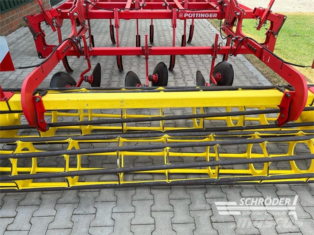 Pöttinger SYNKRO 3003 Kültivatörler