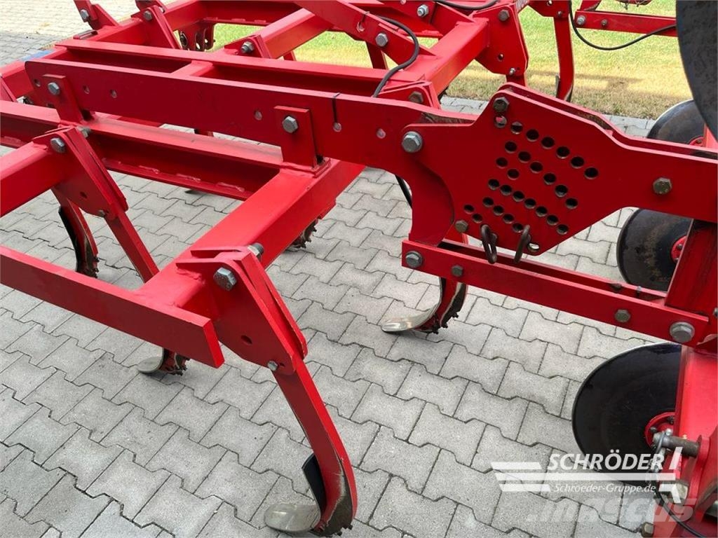 Pöttinger SYNKRO 3003 Kültivatörler