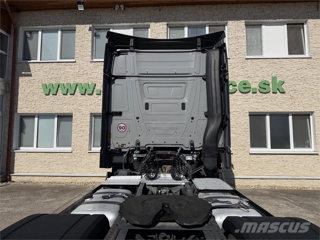 Mercedes-Benz Actros VIN 571 Седельные тягачи