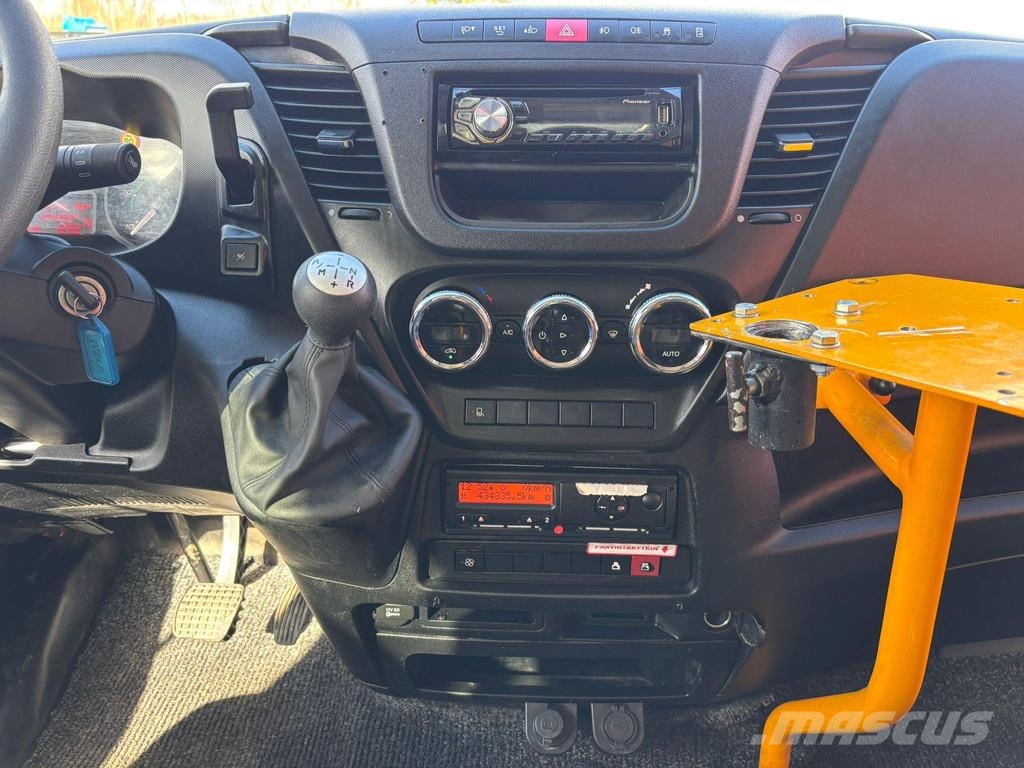 Iveco Rosero 23 SEATS / AC / AUXILIARY HEATER حافلة صغيرة