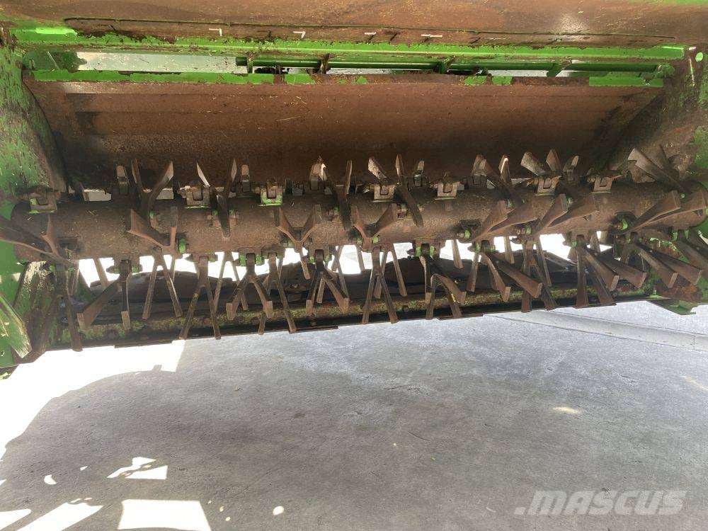 John Deere 830 Kosiarki ze wstępną obróbka paszy