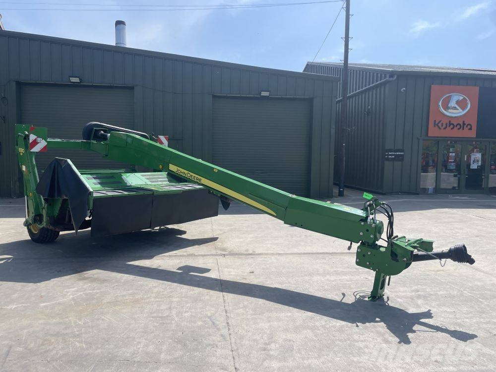 John Deere 830 Kosiarki ze wstępną obróbka paszy