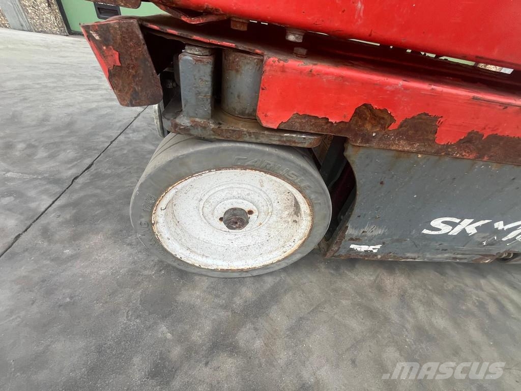 SkyJack SJ16 SJ16 Telescopic boom lifts
