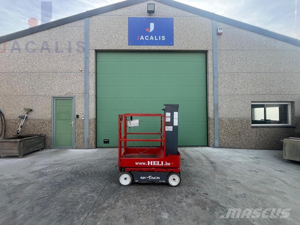SkyJack SJ16 SJ16 Telescopic boom lifts