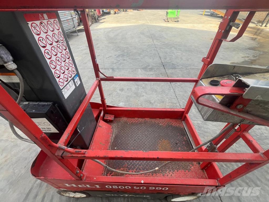 SkyJack SJ16 SJ16 Telescopic boom lifts