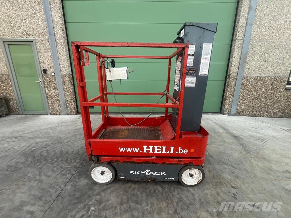 SkyJack SJ16 SJ16 Telescopic boom lifts
