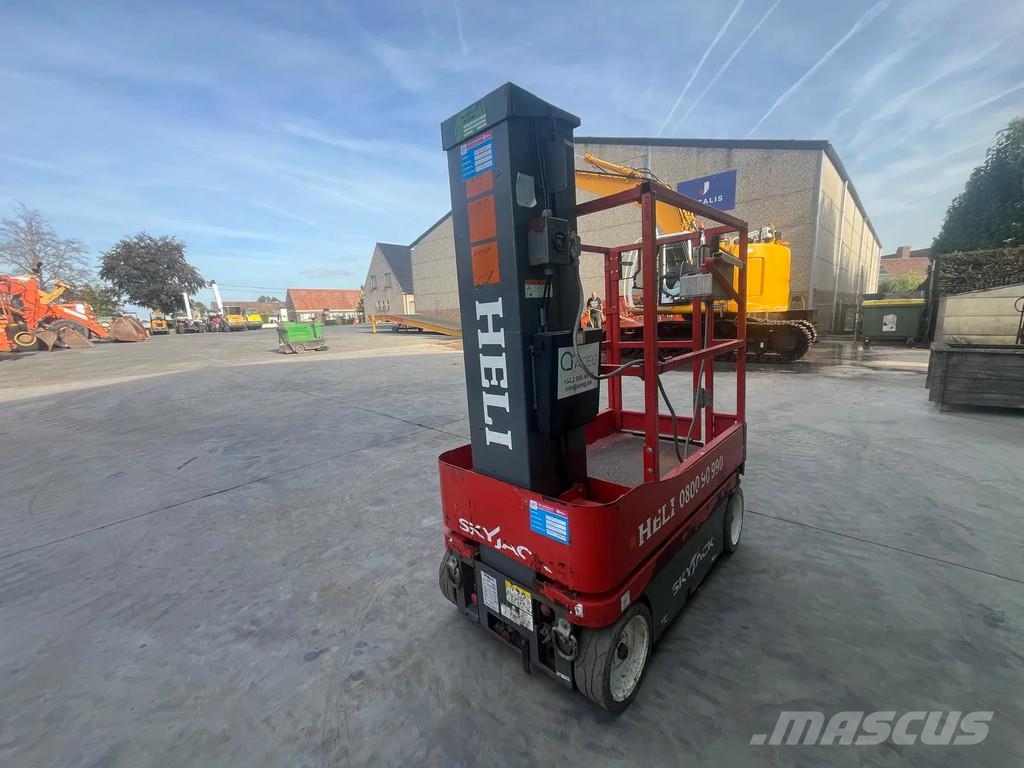 SkyJack SJ16 SJ16 Telescopic boom lifts
