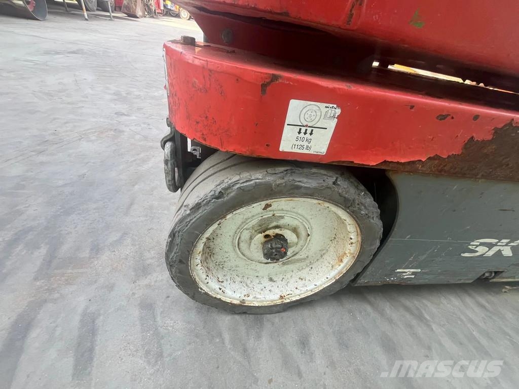 SkyJack SJ16 SJ16 Telescopic boom lifts