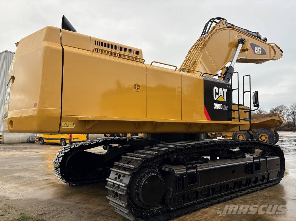 CAT 390 D L ME (coming in) حفارات زحافة