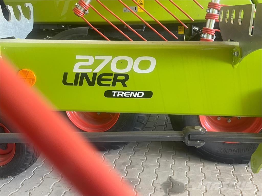 CLAAS Liner 2700 Trend Windrowers