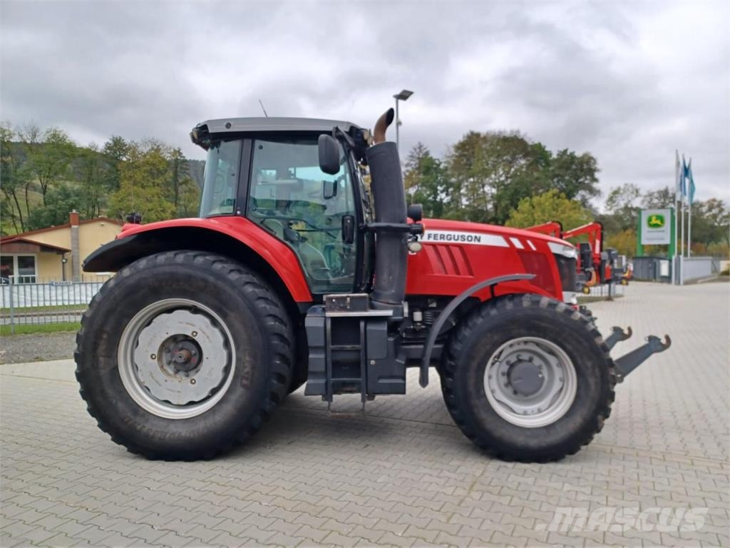 Massey Ferguson 7726 Traktori