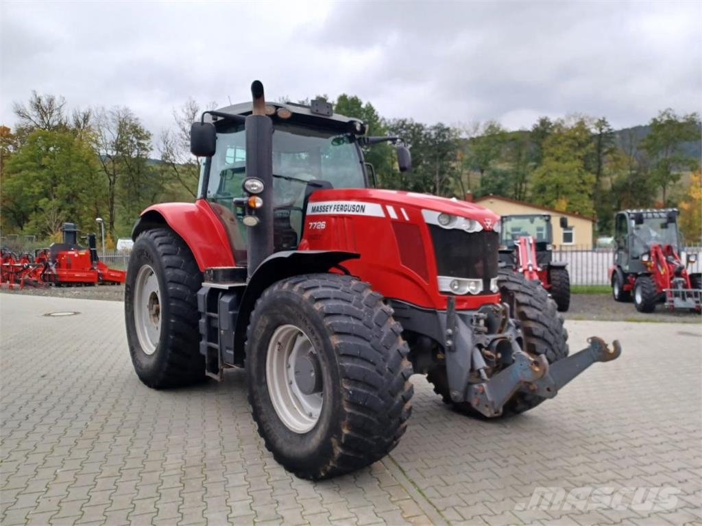 Massey Ferguson 7726 Traktori