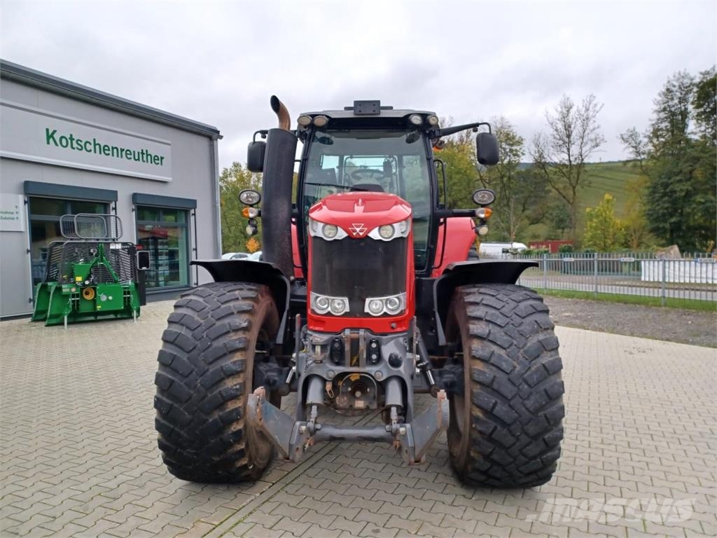 Massey Ferguson 7726 Traktori