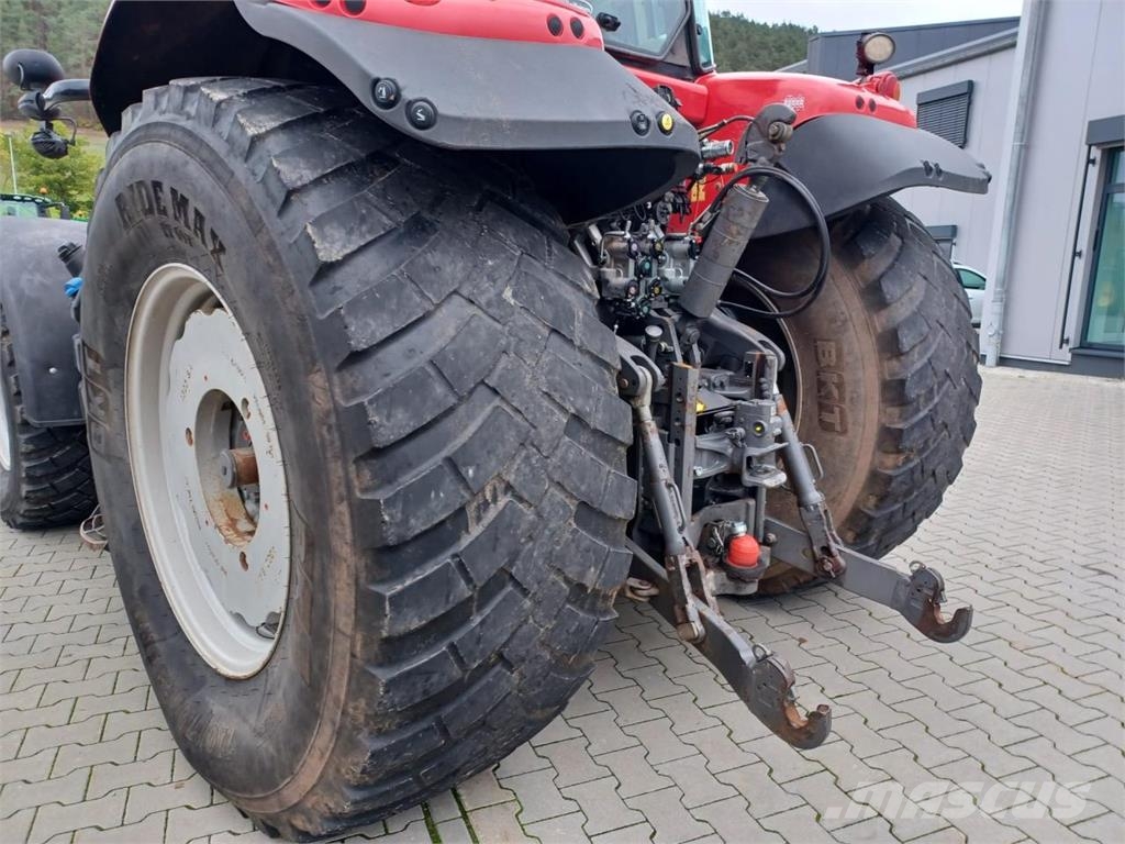 Massey Ferguson 7726 Traktori