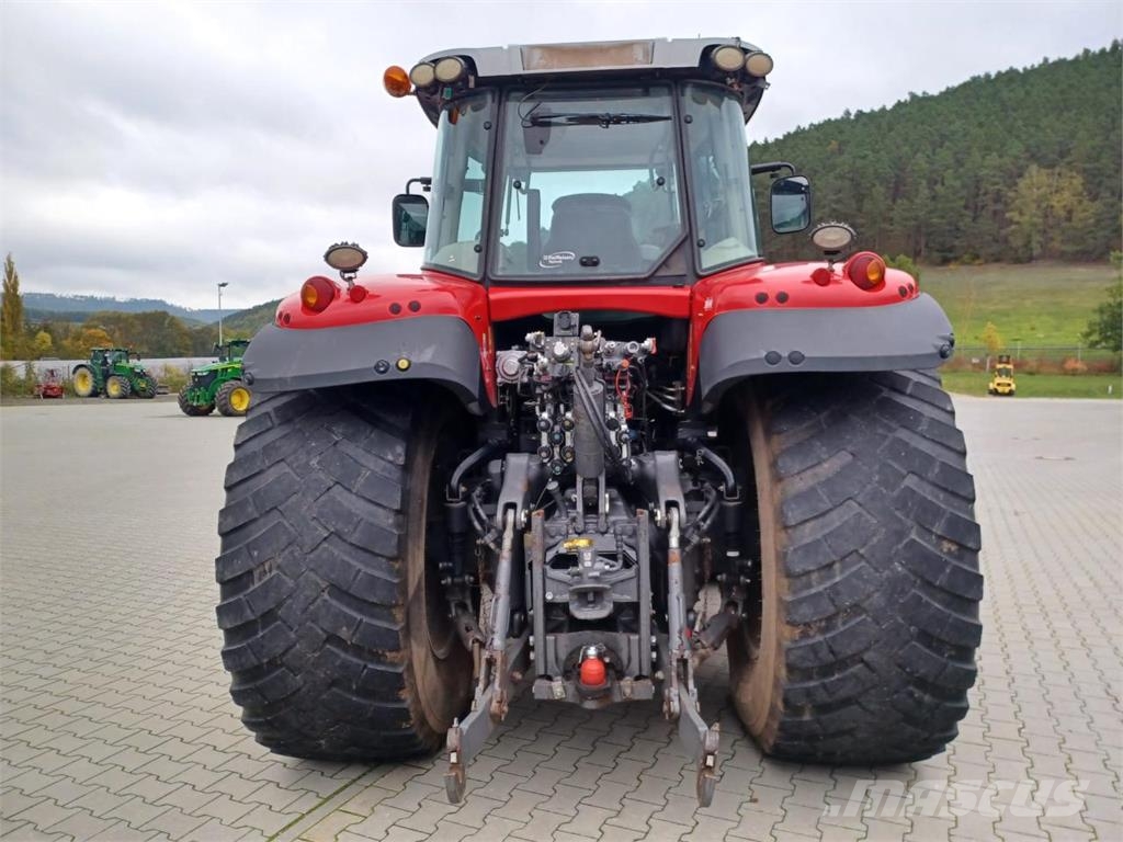Massey Ferguson 7726 Traktori
