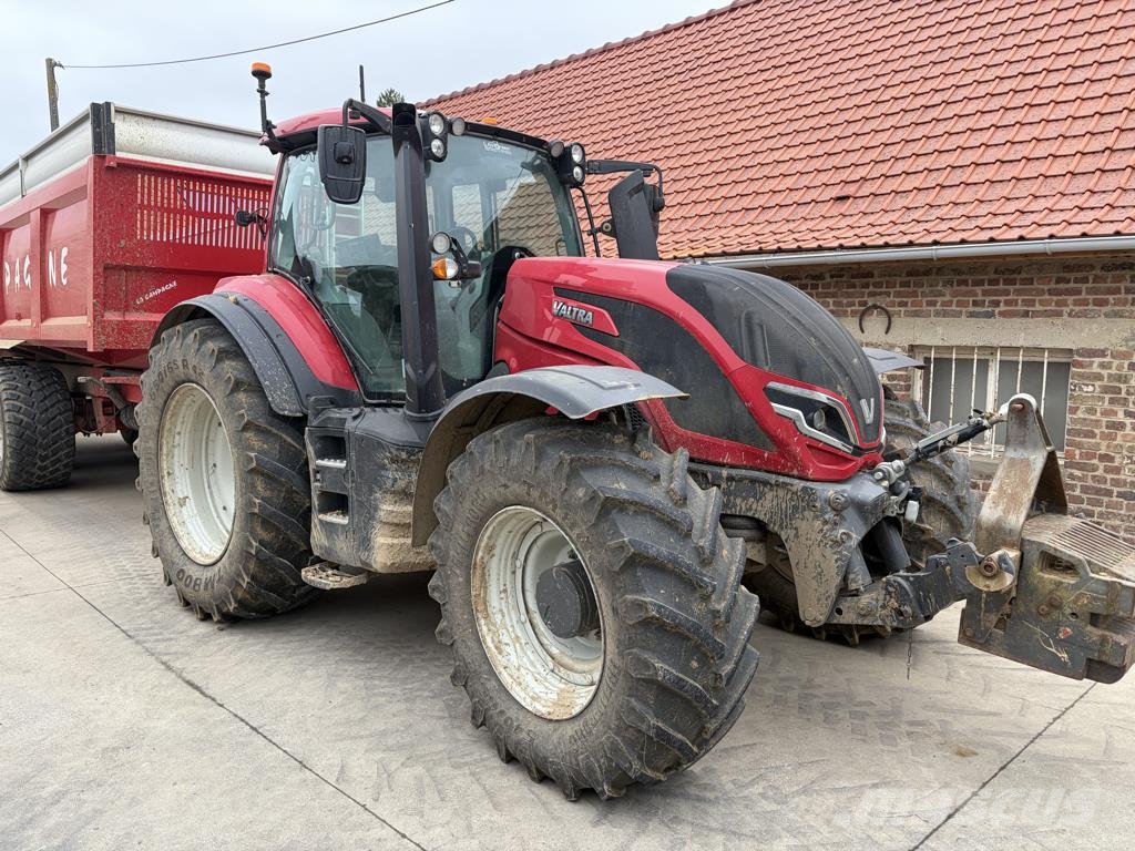 Valtra T215 DIRECT Traktorid