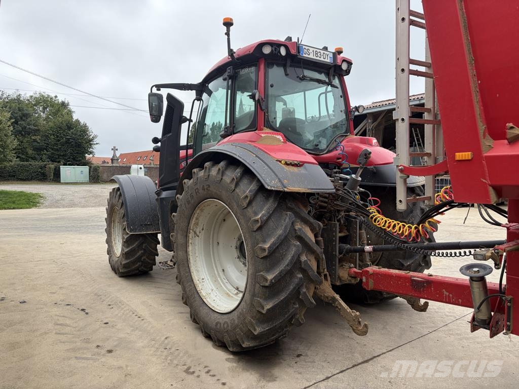 Valtra T215 DIRECT Traktorid