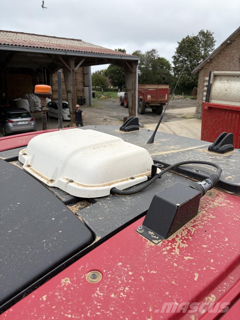 Valtra T215 DIRECT Traktorid
